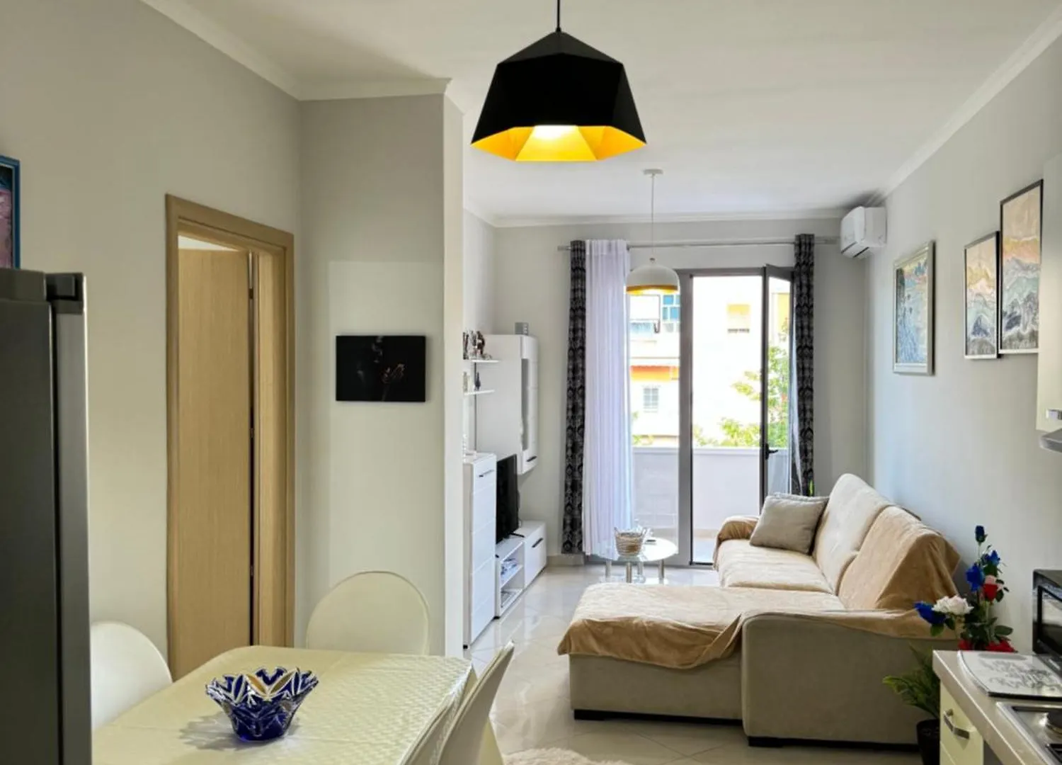 Apartament Vlora Centre Spacious Lions Gate 5